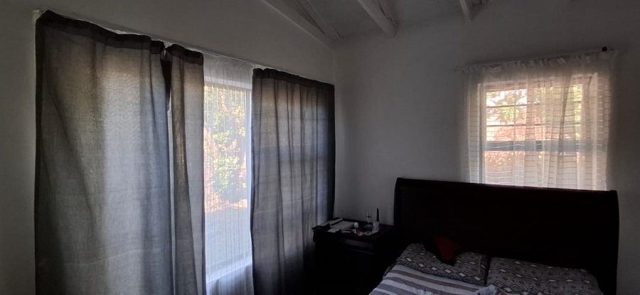 4 Bedroom Property for Sale in Nahoon Valley Park Eastern Cape
